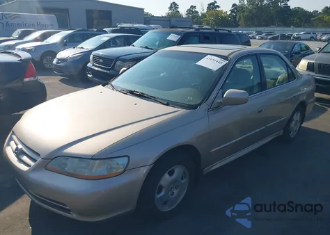 2002 Honda Accord 3.0 Ex z USA, uszkodzony, nr VIN 1HGCG16512A047523